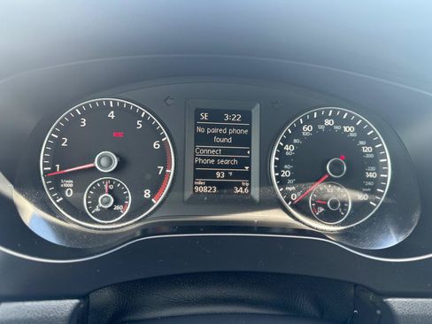 Used 2012 Volkswagen Jetta GLI Autobahn FWD image 24