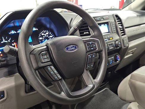 Used 2020 Ford F450 XL w/ Power Equipment Group image 13