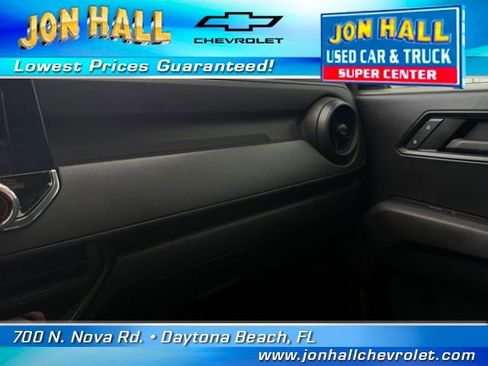 Used 2024 Chevrolet Colorado Trail Boss w/ Technology Package image 30