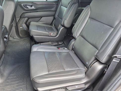 Used 2021 Chevrolet Tahoe LT w/ LT Signature Package AWD/4WD image 28