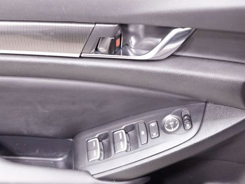 Certified 2022 Honda Accord Sport image 25