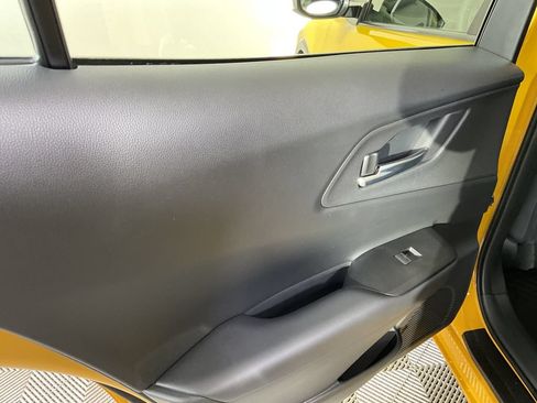 New 2026 Toyota Prius Plug-In Hybrid FWD image 16