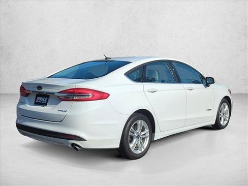 Used 2018 Ford Fusion S image 5
