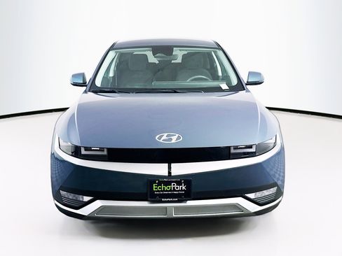 Used 2023 Hyundai Ioniq 5 SE RWD image 2