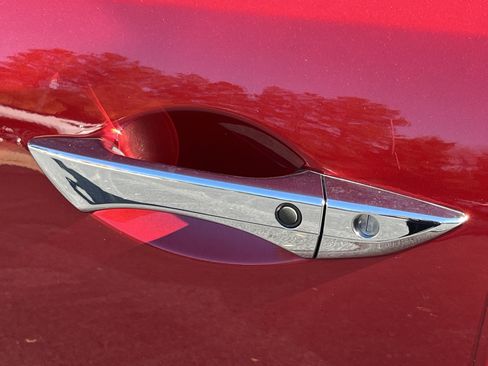 Used 2020 Acura MDX FWD image 33