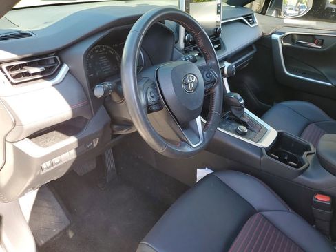 Used 2022 Toyota RAV4 XSE AWD/4WD image 18