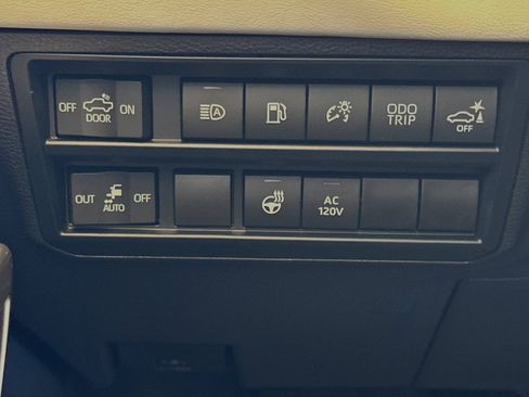 Used 2024 Toyota Tundra Capstone image 30