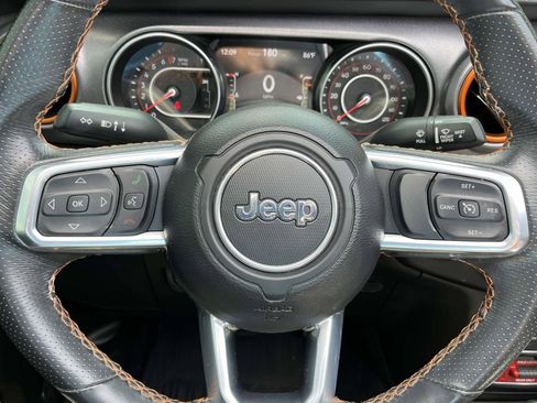 Used 2021 Jeep Gladiator Mojave AWD/4WD image 20