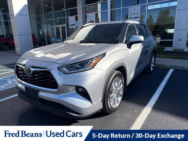 Used 2022 Toyota Highlander Limited AWD/4WD image 22