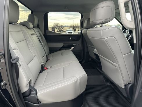 Used 2024 Toyota Tundra Limited AWD/4WD image 15