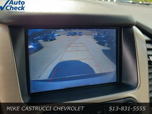 Used 2018 GMC Yukon XL Denali AWD/4WD image 14
