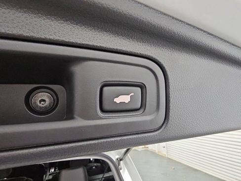 Used 2022 Honda Pilot Touring image 40