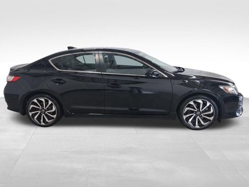 Used 2016 Acura ILX image 4