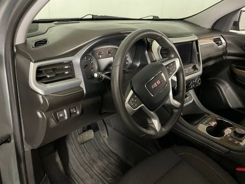 Used 2023 GMC Acadia SLE w/ Driver Convenience Package image 18