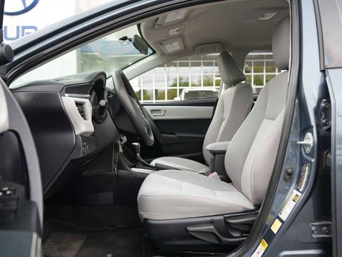 Used 2015 Toyota Corolla LE FWD image 15