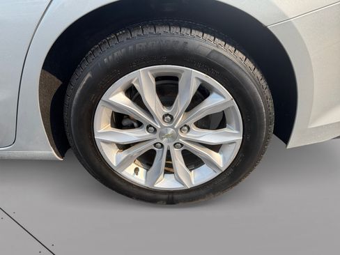 Used 2019 Chevrolet Malibu LT w/ Driver Confidence Package II FWD image 12