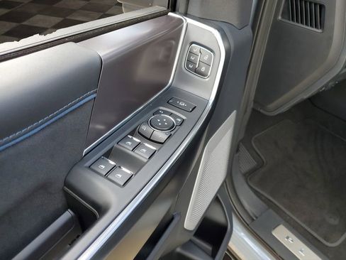 New 2026 Ford F250 Platinum image 15