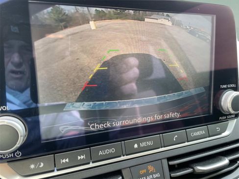 Certified 2023 Nissan Altima 2.5 SR image 30