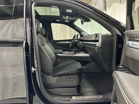 Used 2025 Cadillac Escalade V image 67