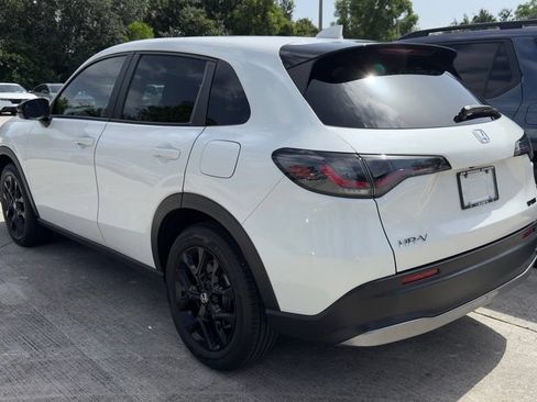 Used 2025 Honda HR-V Sport image 6