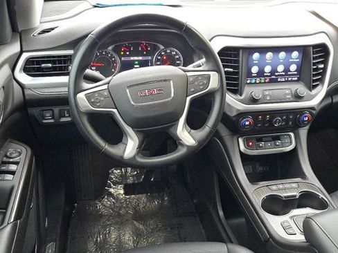 Used 2023 GMC Acadia SLT image 16