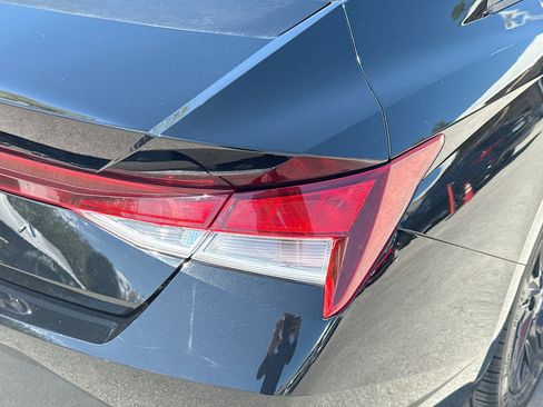 Used 2023 Hyundai Elantra SE w/ Cargo Package image 26