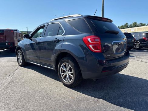 Used 2017 Chevrolet Equinox LT w/ Convenience Package FWD image 3