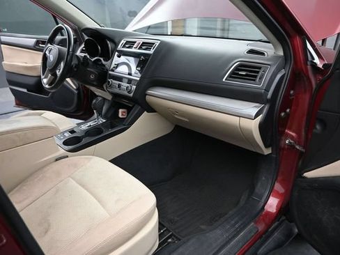 Used 2017 Subaru Outback 2.5i Premium AWD/4WD image 24