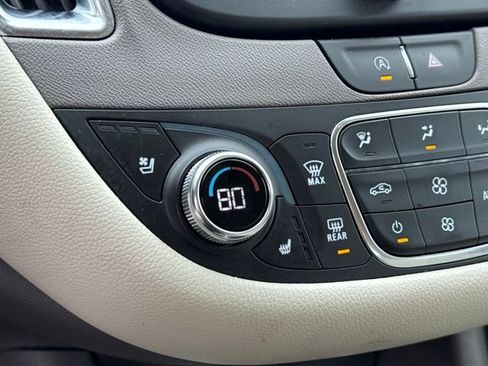 Used 2024 Chevrolet Malibu LT image 22