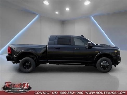 New 2026 RAM 3500 Limited AWD/4WD image 21