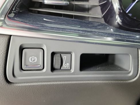 Used 2024 Cadillac XT5 Premium Luxury w/ LPO, Floor Liner Package FWD image 32
