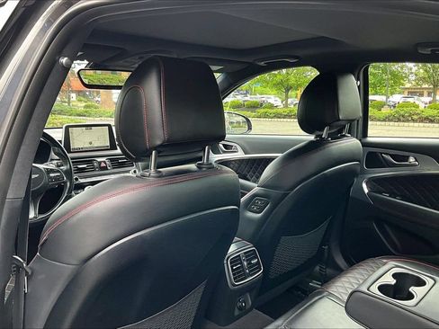 Used 2019 Genesis G70 2.0T Advanced w/ Sport Package AWD/4WD image 18