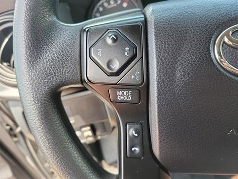 Used 2021 Toyota Tacoma SR AWD/4WD image 19