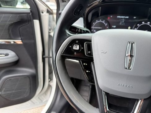 Used 2020 Lincoln Corsair AWD w/ Equipment Group 101A image 35