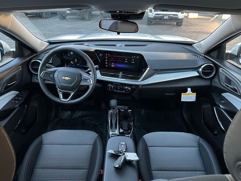 New 2026 Chevrolet Trax LT w/ Driver Confidence Package image 19