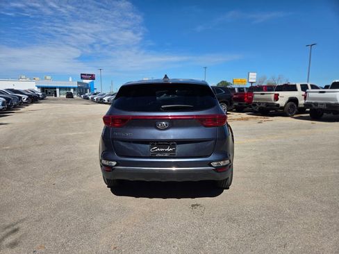 Used 2020 Kia Sportage LX image 6