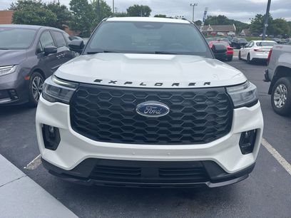 Used 2025 Ford Explorer ST