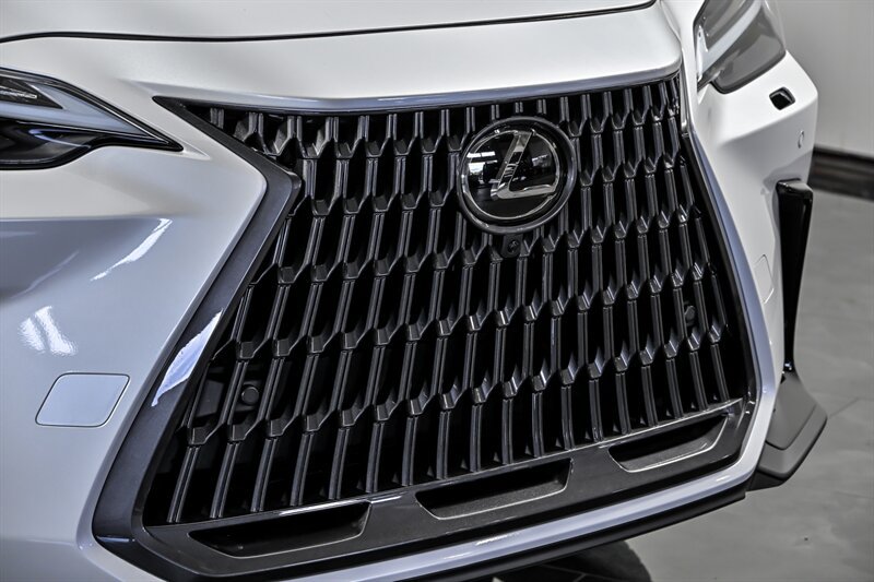 Used 2024 Lexus NX 350 AWD w/ Vision Package image 4