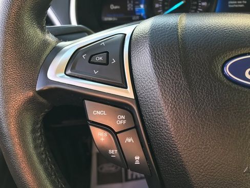 Certified 2021 Ford Edge SEL w/ Convenience Package image 9