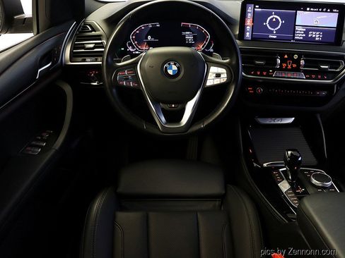 Certified 2024 BMW X4 xDrive30i image 15