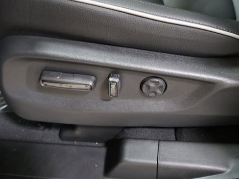 New 2026 Honda Odyssey Touring image 12