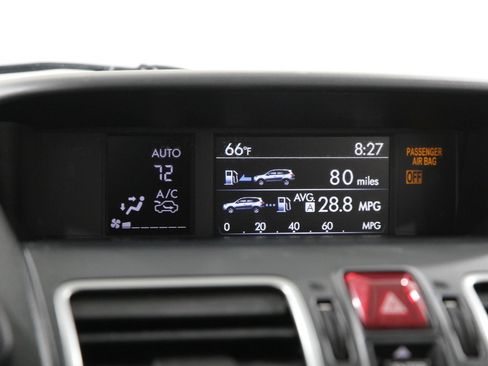 Used 2017 Subaru Forester 2.5i Premium w/ All-Weather Package image 11