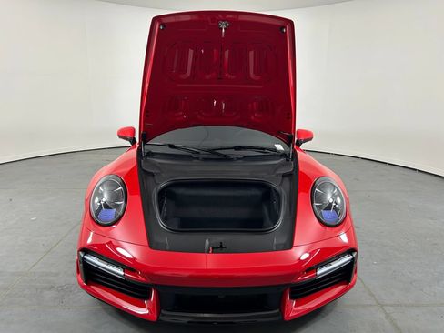 Certified 2025 Porsche 911 Turbo AWD/4WD image 30