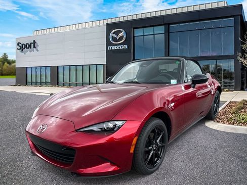 New 2026 MAZDA MX-5 Miata Sport w/ Interior Package RWD image 8