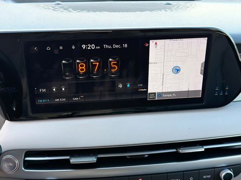 Used 2023 Hyundai Palisade SEL image 30