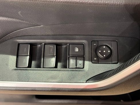 Certified 2025 Toyota RAV4 XLE AWD/4WD image 16