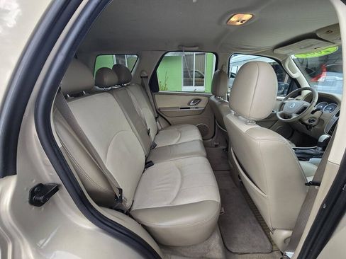 Used 2007 Mercury Mariner Luxury FWD image 14
