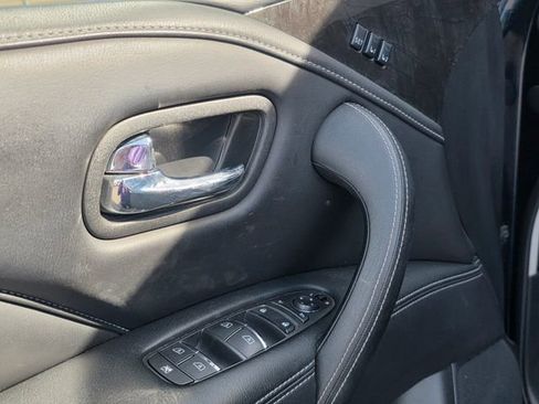 Used 2024 INFINITI QX80 Luxe image 13