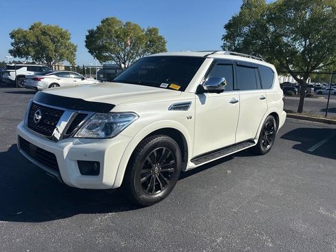 Used 2020 Nissan Armada Platinum w/ Captain's Chairs Package RWD image 8