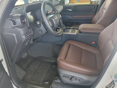 Used 2027 Toyota Land Cruiser w/ Premium Package AWD/4WD image 9